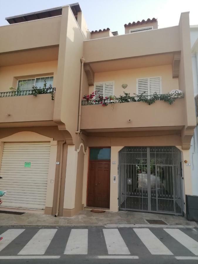 Appartamenti & Rooms Maria Villasimius Exterior photo